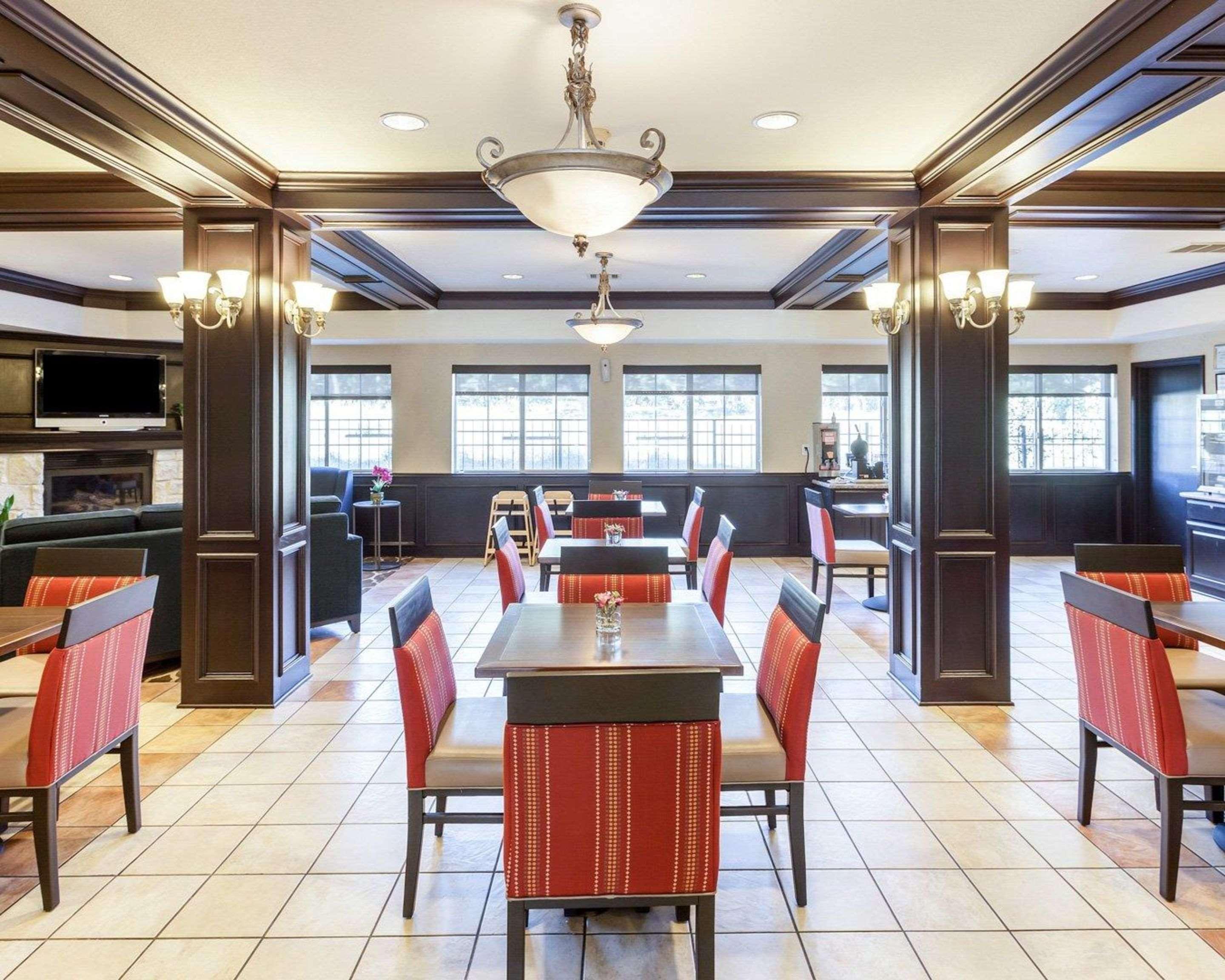 Comfort Inn & Suites Texas Hill Country Boerne Buitenkant foto